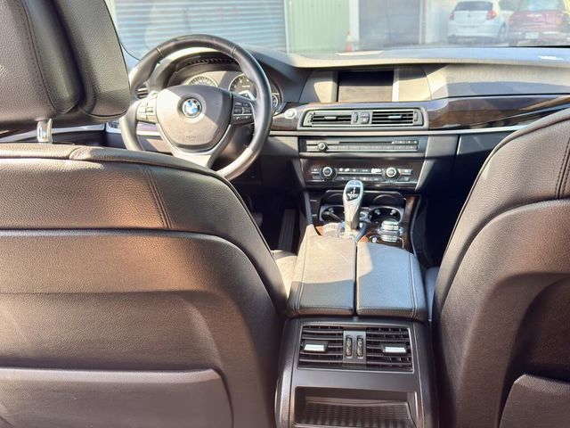 BMW寶馬 523I  第7張相片