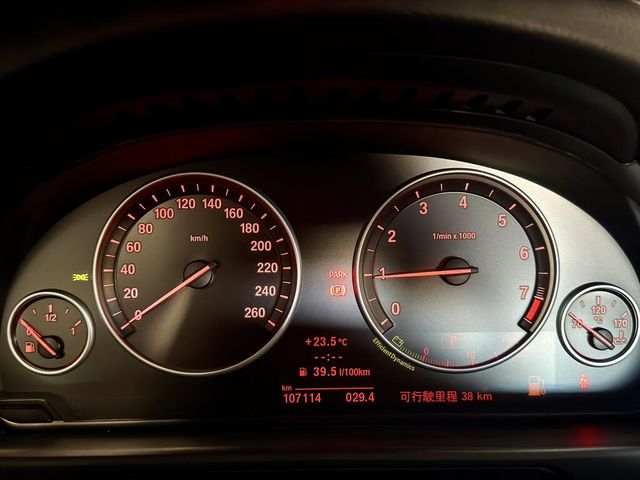 BMW寶馬 523I  第10張相片