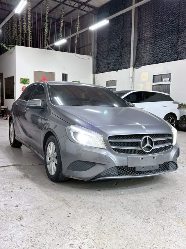 M-BENZ賓士 A180  第2張相片
