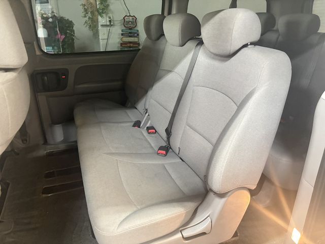 HYUNDAI現代 STAREX  第4張相片