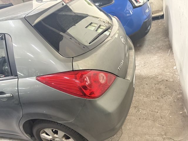 NISSAN日產 TIIDA  第3張相片