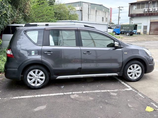 NISSAN日產 LIVINA  第4張相片