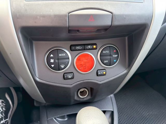 NISSAN日產 LIVINA  第8張相片