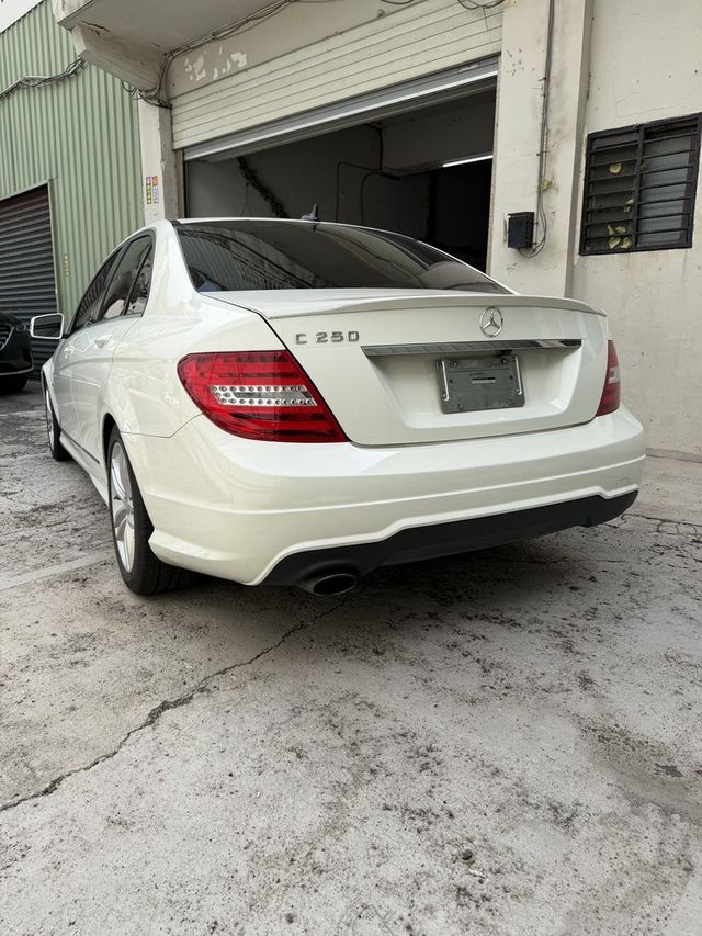 M-BENZ賓士 C250  第12張相片