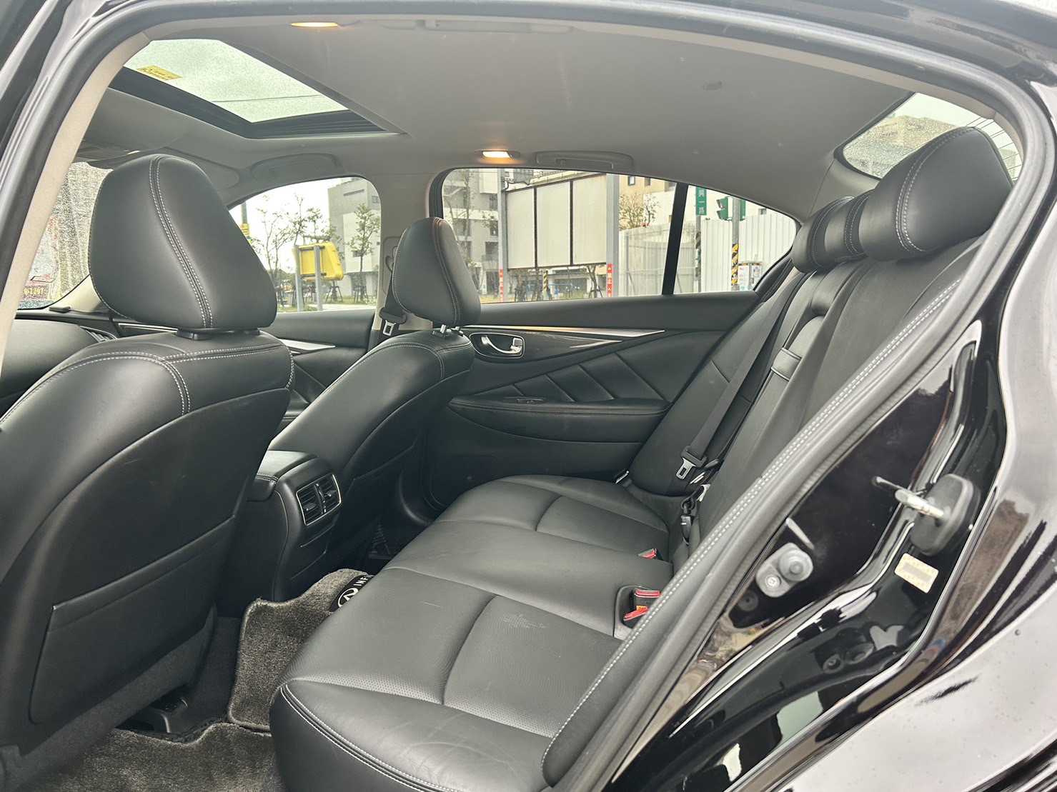 INFINITI Q50  第6張相片