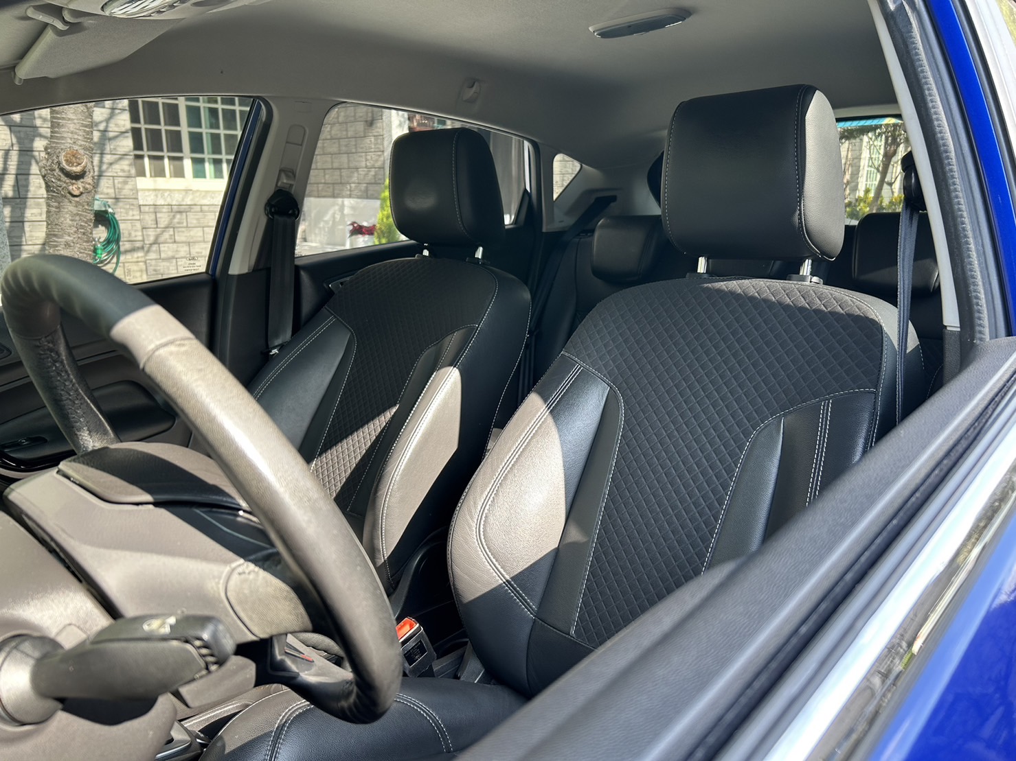 Ford  Fiesta EcoBoost  第5張相片