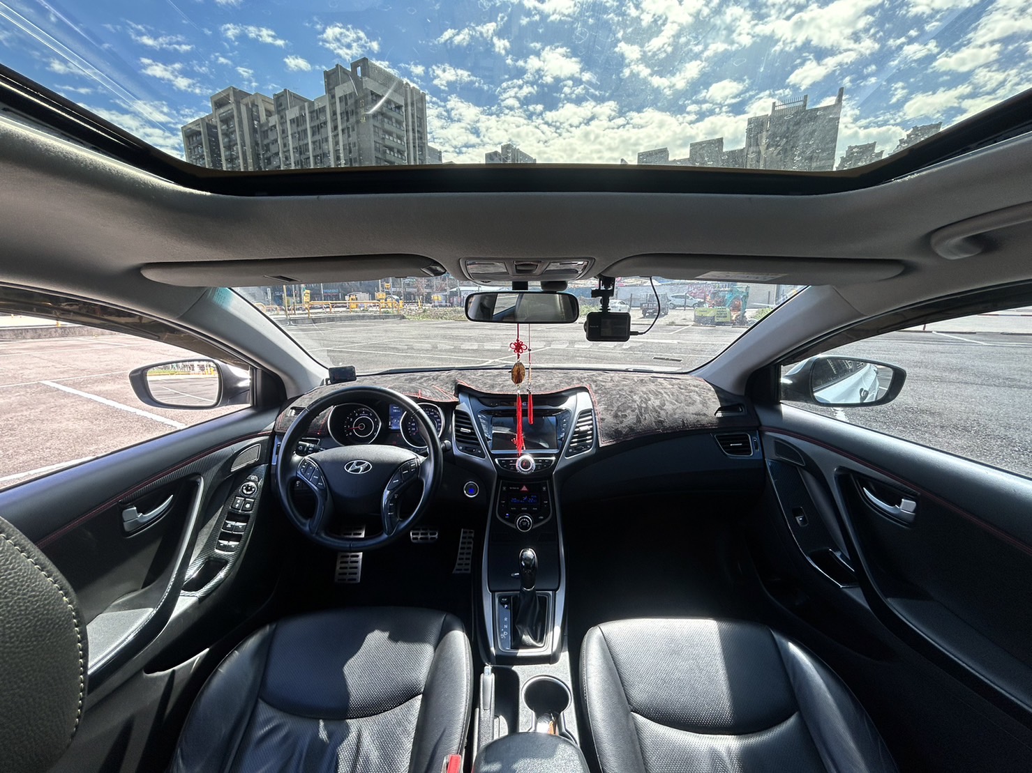  Hyundai Elantra ex  第7張相片