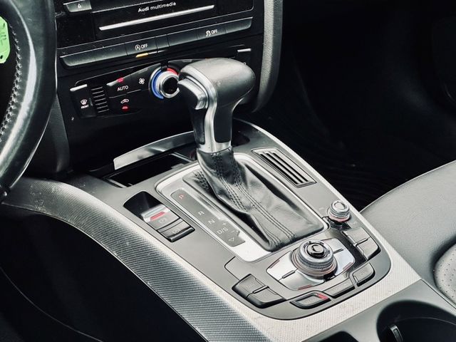 Audi A4  第14張相片