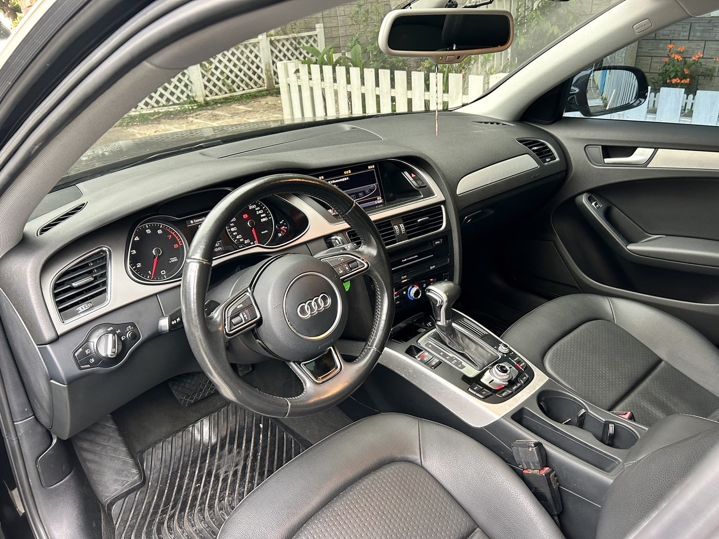 Auda A4 Avant  第2張相片