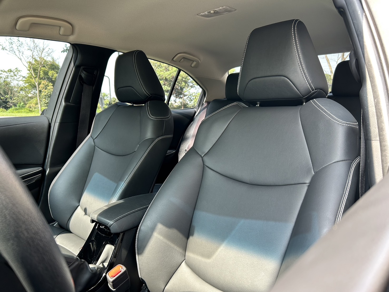 Toyota Corolla Altis  第6張相片
