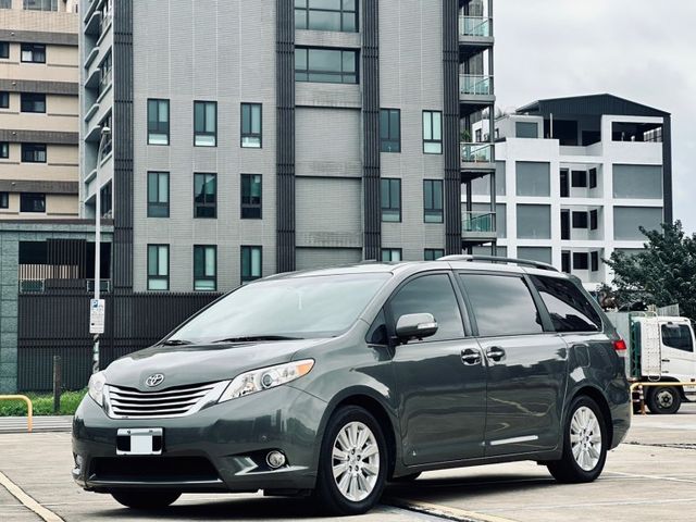 Toyota Sienna  第6張相片