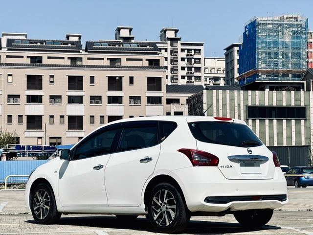 Nissan Tiida  第4張相片