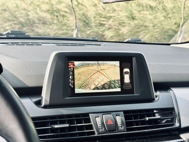 BMW/ 寶馬 218i  第10張相片