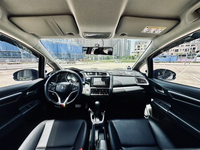 Honda FIT  第7張相片