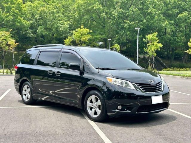 Toyota Sienna  第2張相片
