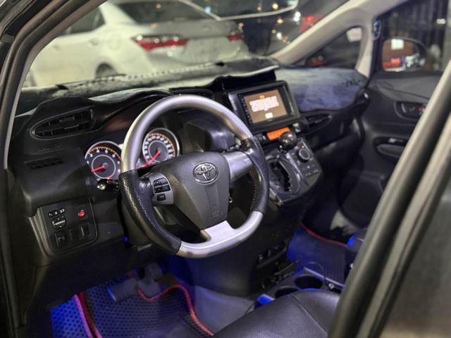 Toyota Wish  第4張相片