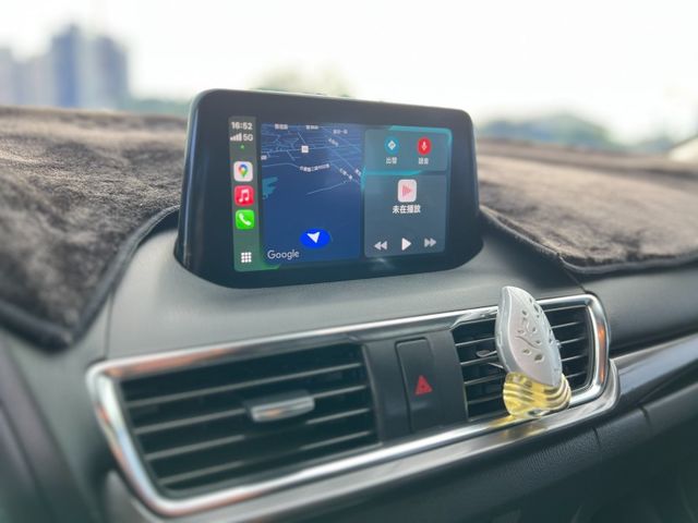 Mazda Mazda3  第11張相片