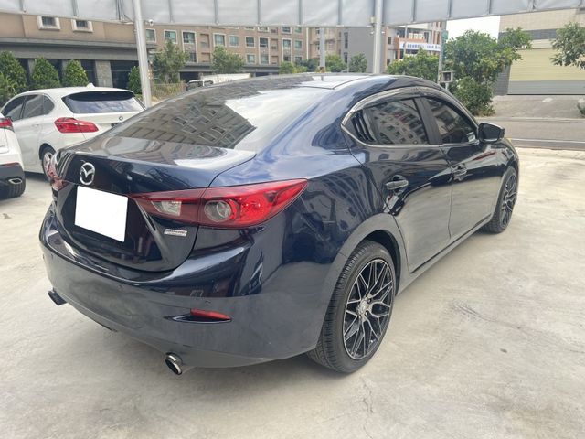 Mazda Mazda3  第3張相片