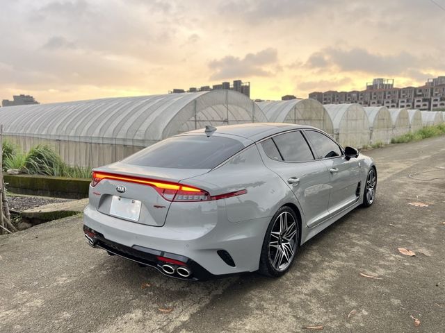 Kia Stinger  第4張相片