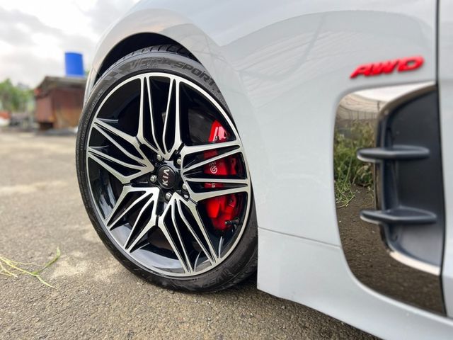 Kia Stinger  第5張相片