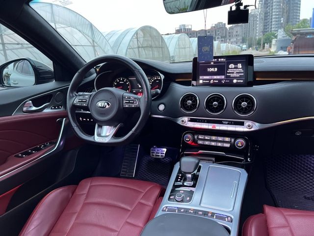 Kia Stinger  第7張相片
