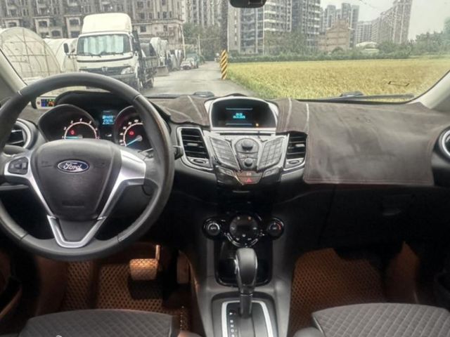 Ford/福特 Fiesta  第4張相片