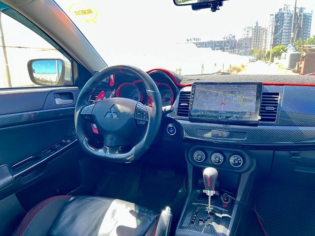 Mitsubishi Lancer  第6張相片