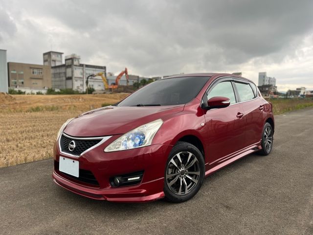 Nissan Tiida  第2張相片