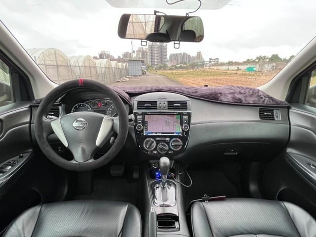 Nissan Tiida  第4張相片