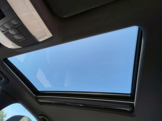 Mercedes-Benz/賓士 C250  第1張相片