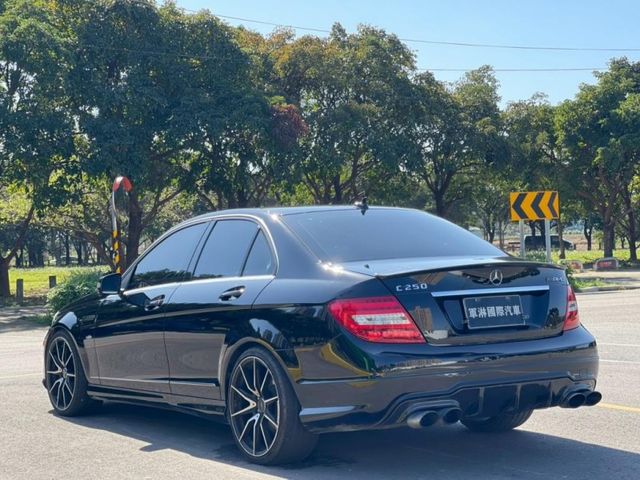 Mercedes-Benz/賓士 C250  第6張相片