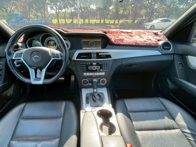 Mercedes-Benz/賓士 C250  第8張相片
