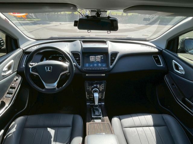 Luxgen S5  第8張相片