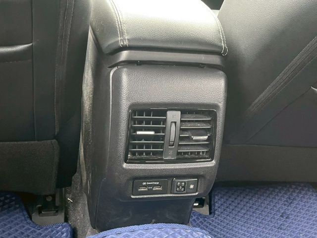 Luxgen URX  第10張相片