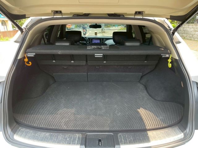 Infiniti FX35  第3張相片