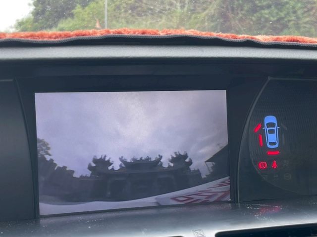 Luxgen M7  第2張相片