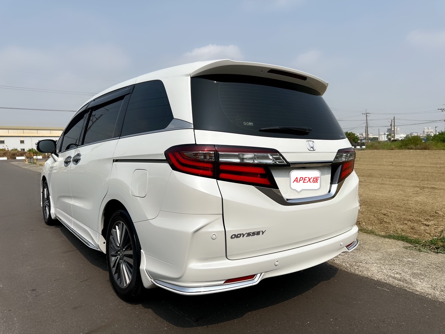 2018年 HONDA ODYSSEY APEX版  【日本原裝七人座】頂級座駕體驗~市場稀少~正七人座~CP值最高休旅車~家庭用車or迎賓禮車~第一首選!  第3張相片