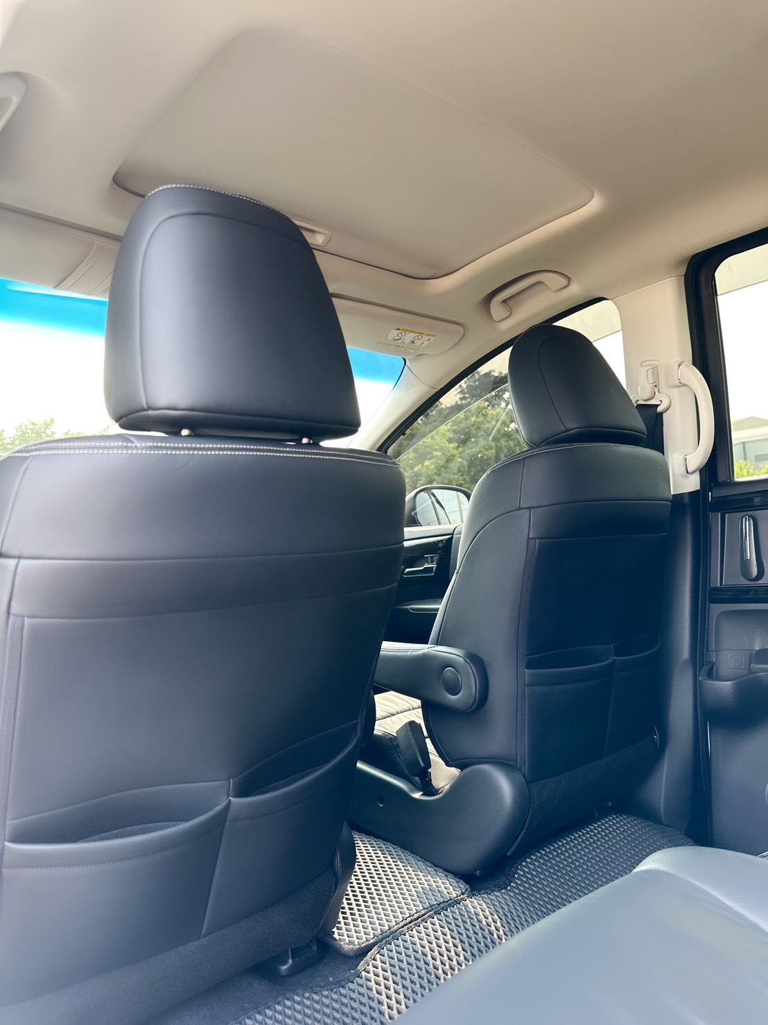 2018年 HONDA ODYSSEY APEX版  【日本原裝七人座】頂級座駕體驗~市場稀少~正七人座~CP值最高休旅車~家庭用車or迎賓禮車~第一首選!  第11張相片