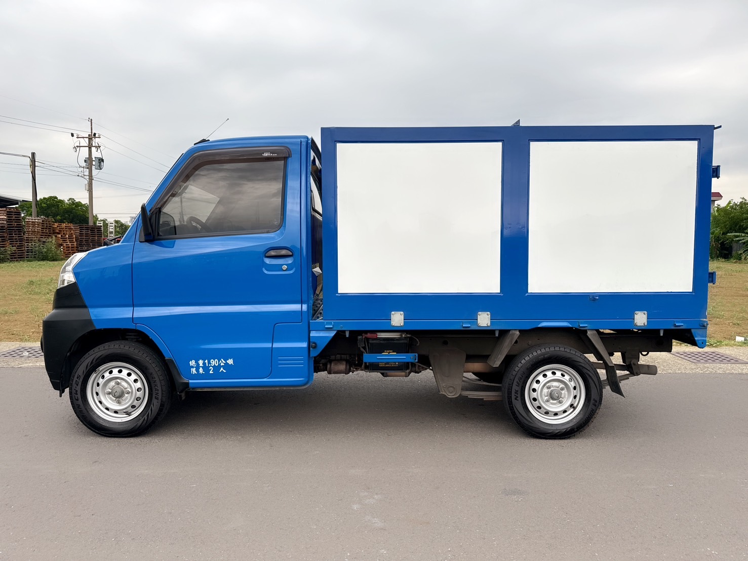 2020年 A190 手排 菱利貨車   1.5L新引擎-2WD-原廠塑鋁板廂  省油省稅金~工作賺錢好幫手~商用賺錢最佳發財工具~第一首選~  第6張相片