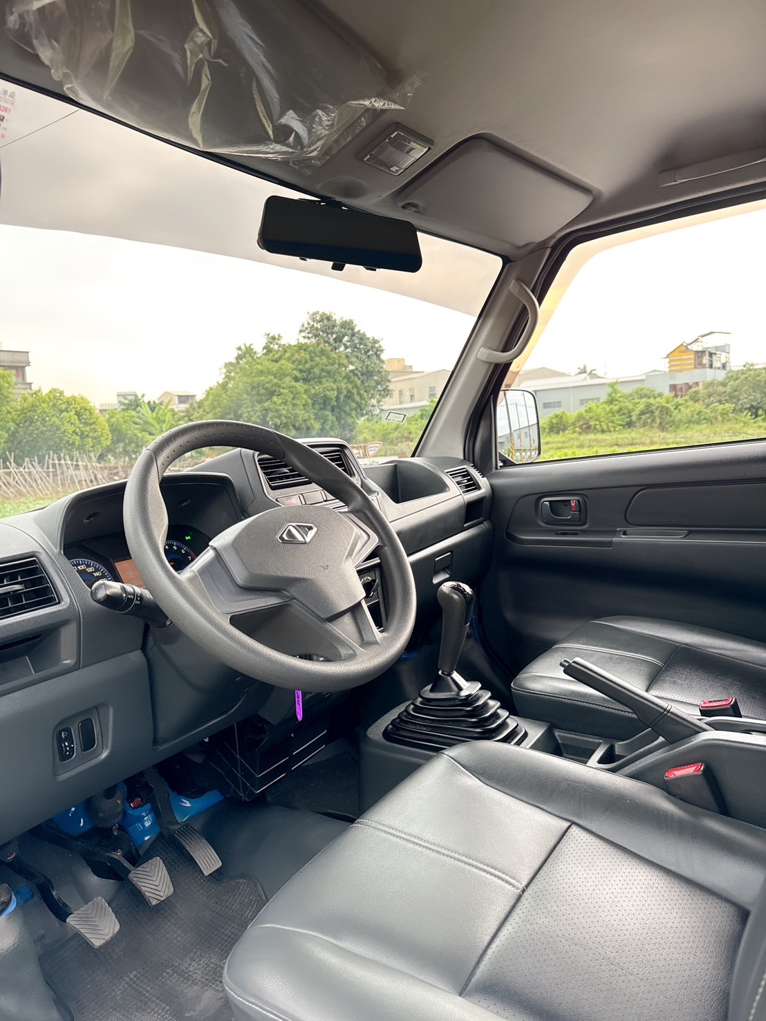 2020年 A190 手排 菱利貨車   1.5L新引擎-2WD-原廠塑鋁板廂  省油省稅金~工作賺錢好幫手~商用賺錢最佳發財工具~第一首選~  第10張相片