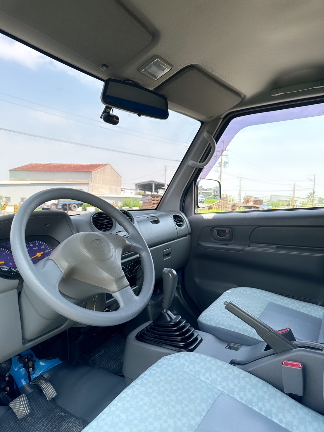2017年 中華菱利 1.3L 貨車   手排-2WD-『超值美車❖里程保證』  載貨空間大，省油省稅金，拚經濟的好車  初創老闆or商務運輸~發財車第一首選!  第11張相片