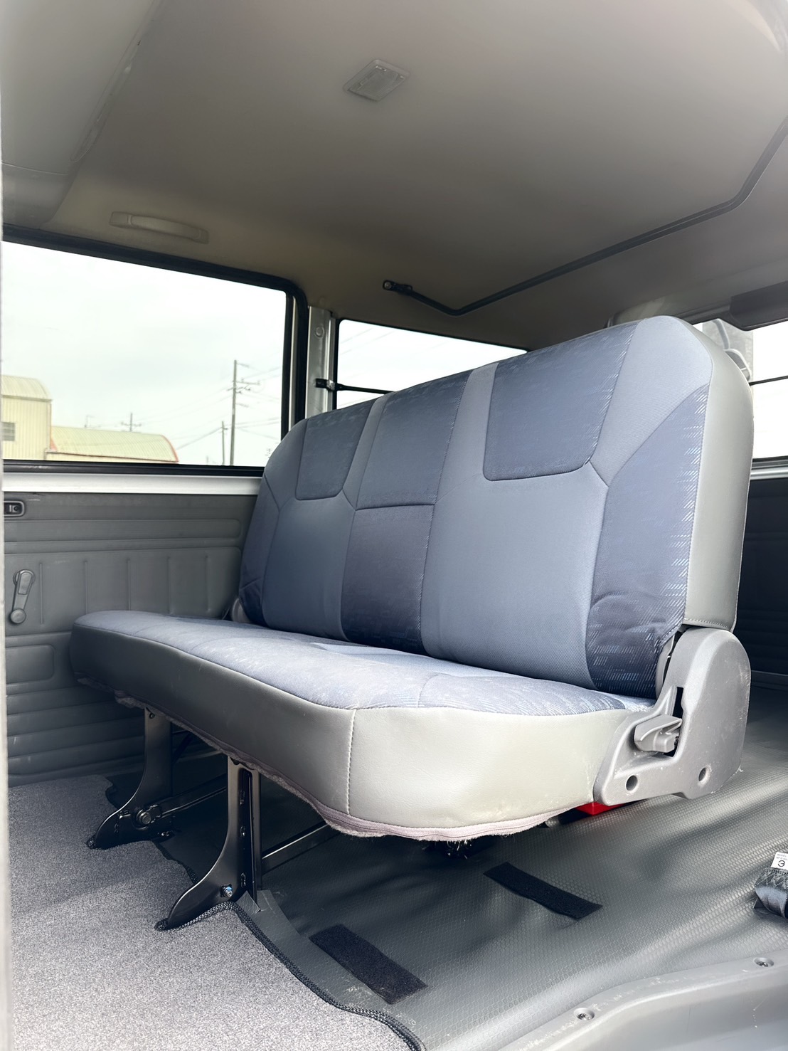 2017年 菱利廂車 1.3L 五人座  多功能超大空間~省油省稅金~露營改裝or商務運輸~多用途廂車首選~  第12張相片