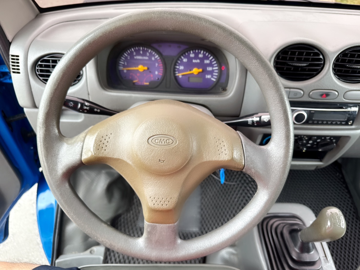 2016年 1.3 L 手排 菱利貨車   里程保證-2WD-塑鋁板廂  省油省稅金~工作賺錢好幫手~商用賺錢最佳發財工具~第一首選~  第8張相片