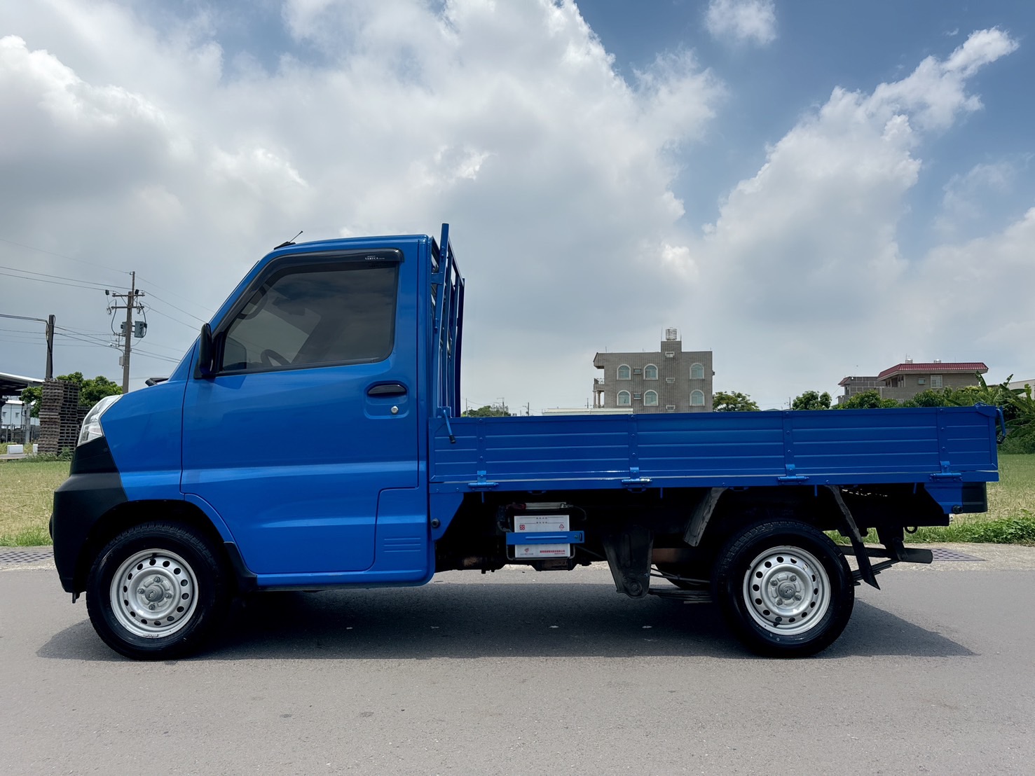 2021年 A190 菱利貨車 手排  1.5L 新引擎-2WD~大馬力高扭力~省油省稅金~工作賺錢好幫手   載貨空間大~輕商第一首選~  第5張相片