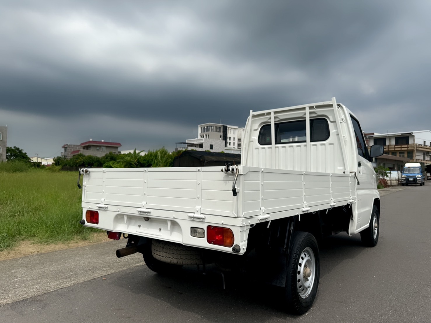 2018年 1.3 L 手排 菱利貨車   里程保證-2WD-框式木床  省油省稅金~工作賺錢好幫手~商用賺錢最佳發財工具~第一首選~  第4張相片