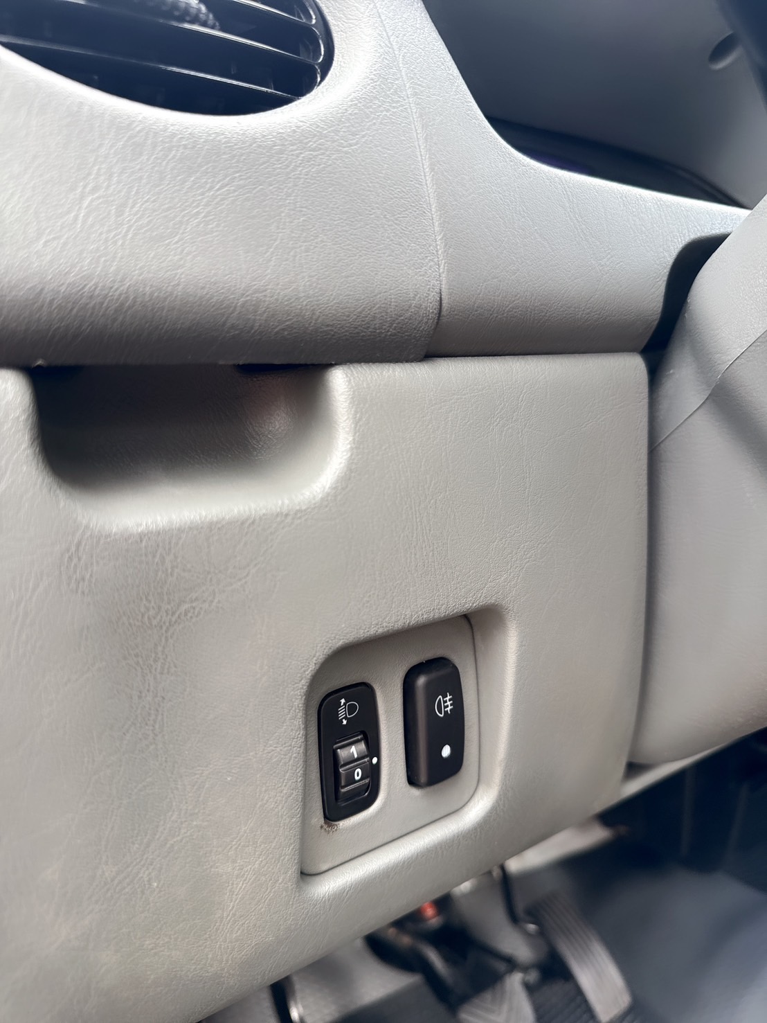 2018年 1.3 L 手排 菱利貨車   里程保證-2WD-框式木床  省油省稅金~工作賺錢好幫手~商用賺錢最佳發財工具~第一首選~  第8張相片