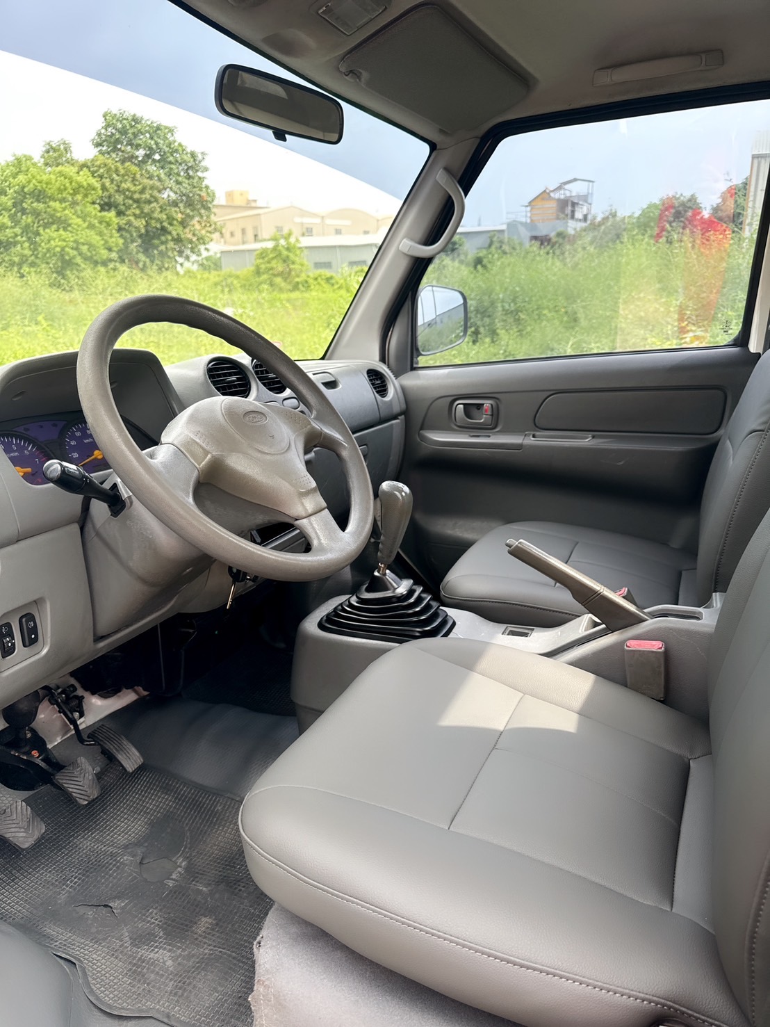 2018年 1.3 L 手排 菱利貨車   里程保證-2WD-框式木床  省油省稅金~工作賺錢好幫手~商用賺錢最佳發財工具~第一首選~  第12張相片