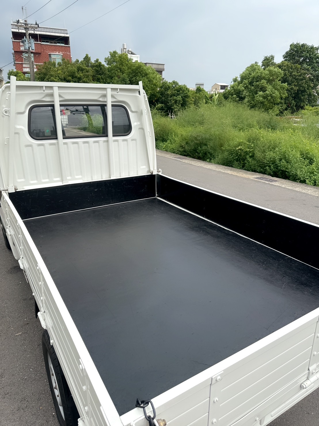2018年 1.3 L 手排 菱利貨車   里程保證-2WD-框式木床  省油省稅金~工作賺錢好幫手~商用賺錢最佳發財工具~第一首選~  第16張相片