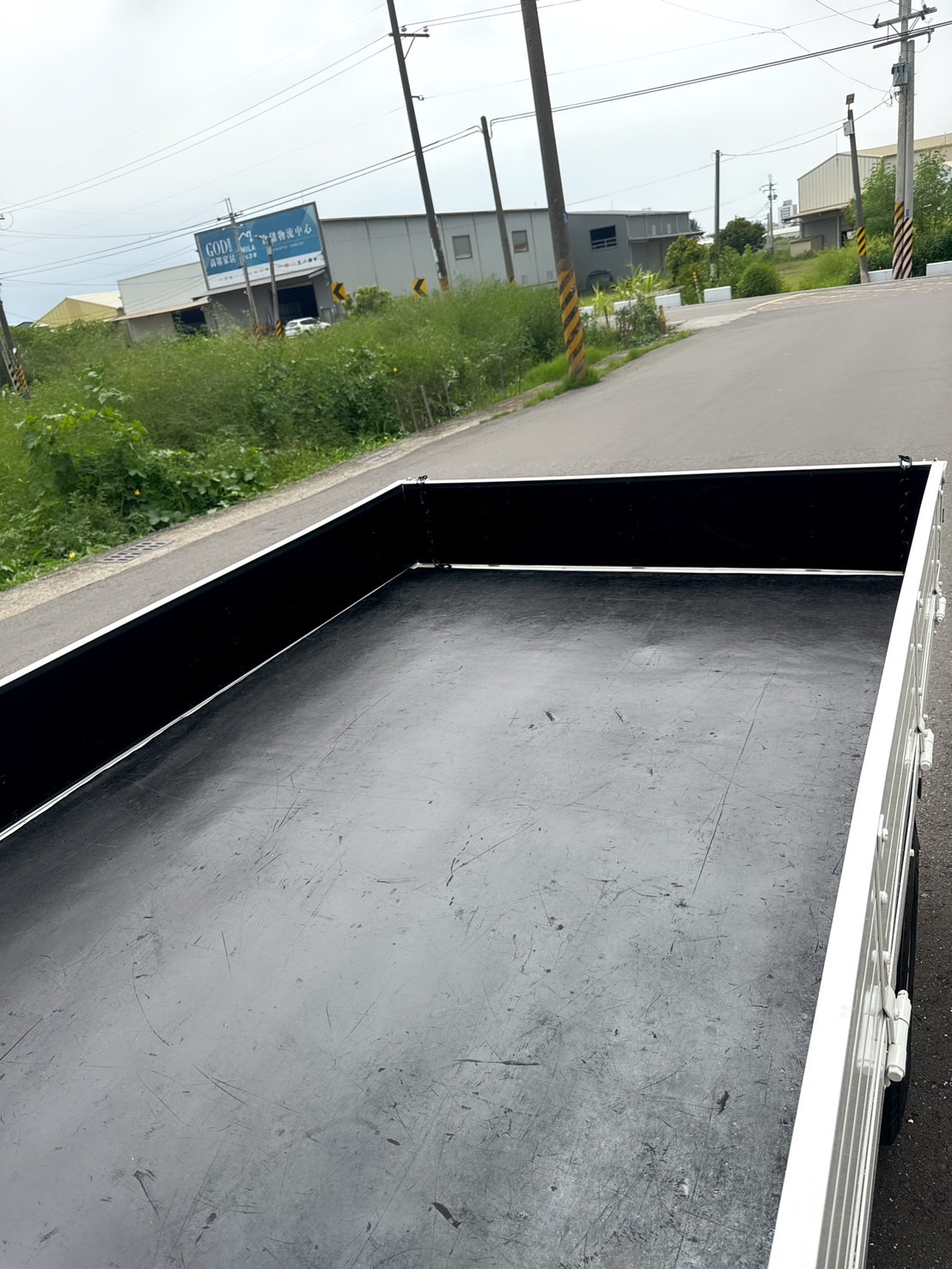 2018年 1.3 L 手排 菱利貨車   里程保證-2WD-框式木床  省油省稅金~工作賺錢好幫手~商用賺錢最佳發財工具~第一首選~  第17張相片