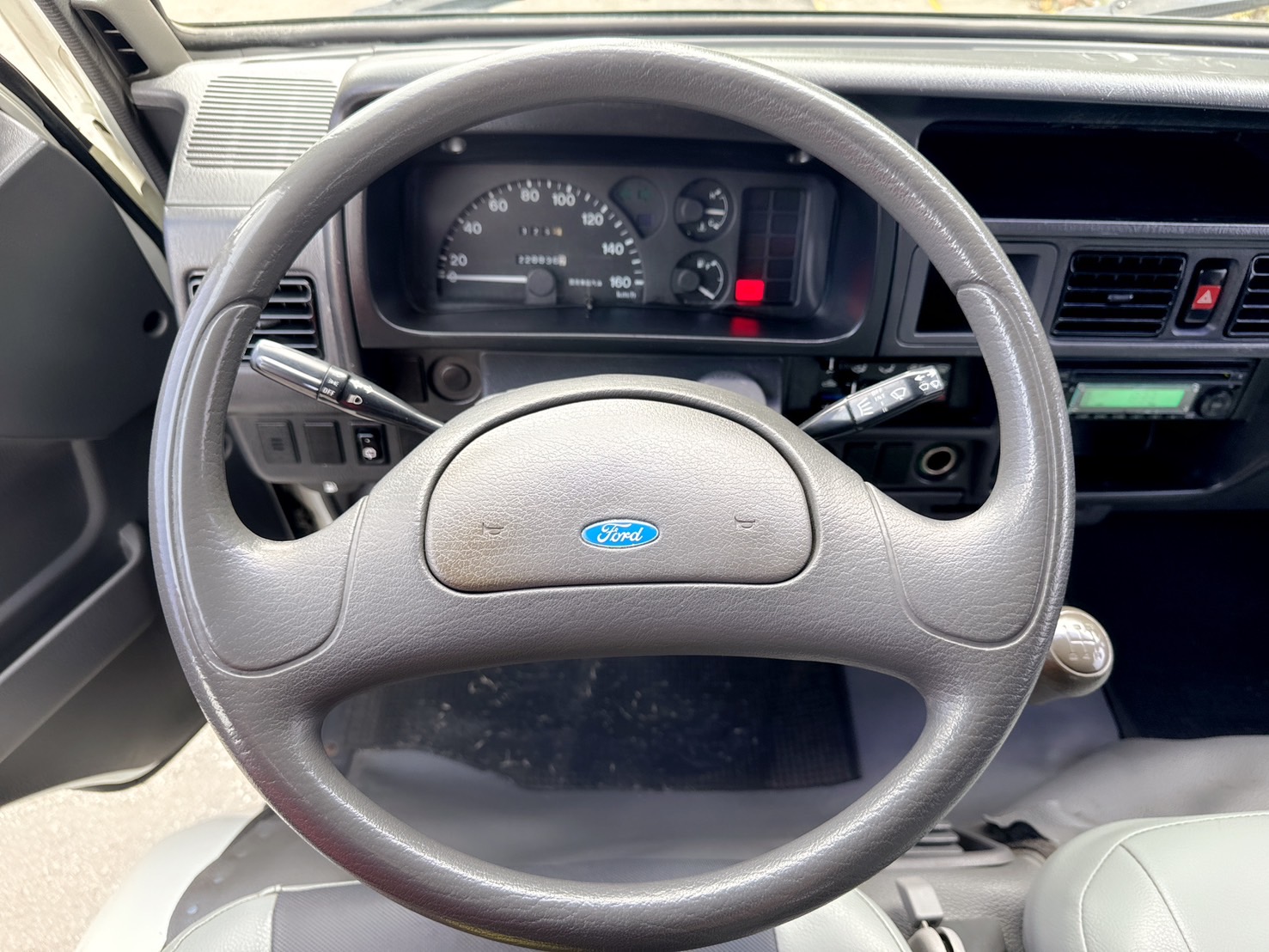 2009年 福特 載卡多 廂型車  三人座車型~室內超大空間~載貨or輕便車宿~多功能靈活運用~市場or夜市攤販~最佳生財工具首選~  第7張相片